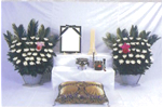 帰骨後の後飾り祭壇・枕飾りの写真です。